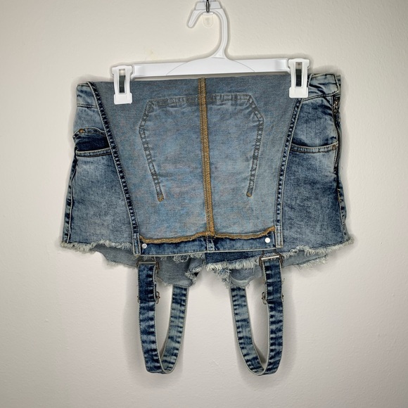Zara Overall shorts acid wash EUC Medium - Picture 2 of 8